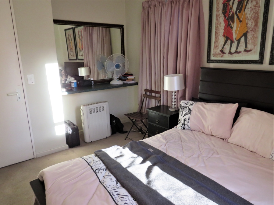 To Let 2 Bedroom Property for Rent in Greenways Golf Estate Western Cape